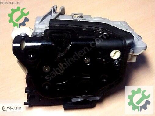 Volkswagen Passat Kapı Kilidi CZ3C4839015 çıkma parça