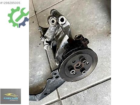 Volkswagen Caddy Direksiyon Pompası çıkma parça