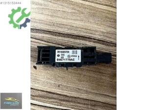 Chrysler 300 C Airbag Sensörü 04671779AC