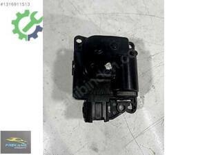 Chrysler 300 C Çıkma Kalorifer Yönlemdirme Motoru 05061099AA