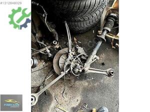 Chrysler 300 C Çıkma Ön Sağ Sol Taşıyıcı 04782704AB