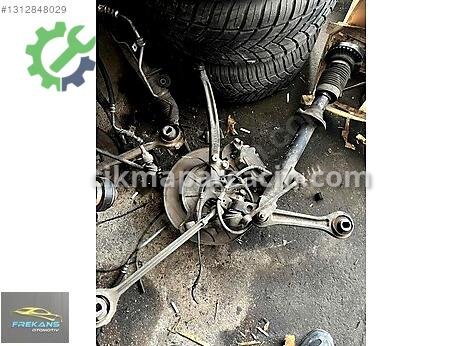 Chrysler 300C Sol Taşıyıcı çıkma parça
