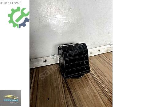 Chrysler 300 C Kalorifer Izgarası çıkma parça