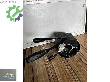 Chrysler 300 C Silecek Kolu çıkma parça