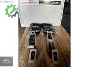 Chrysler 300 C İç Açma Kolu/Cam Düğmeleri/Cam Düğme Çerçevesi