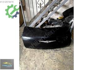 Chrysler 300 C çıkma bagaj kapağı