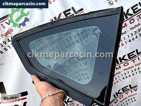 Citroen C4 Sağ Arka Kelebek Camı çıkma parça