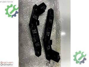 Citroen C3 16-21 Ön Tampon Bağlantı Braketi Sağ-Sol 1618037980
