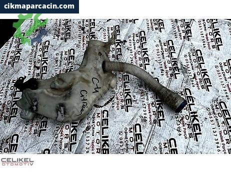 Citroen C4 Silecek Suyu Deposu çıkma parça