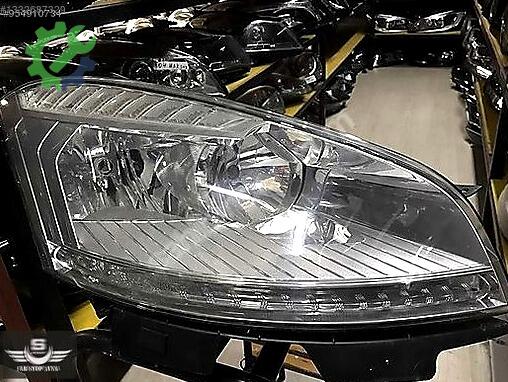 Citroen C4 Picasso Sağ Ön Far çıkma parça