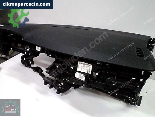 Renault Clio Torpido 681038885R çıkma parça