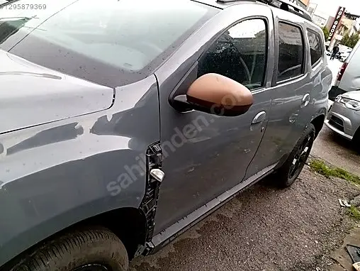 Dacia Duster Sağ Arka Kapı çıkma parça