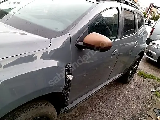 Dacia Duster Sol Ön Kapı çıkma parça