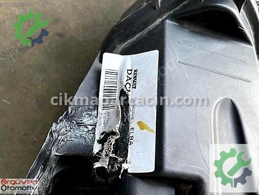 Dacia Sandero Sol Ön Far 260602809R çıkma parça
