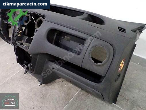 Dacia Dokker Torpido 681007344R çıkma parça