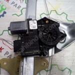 Dacia Duster Ön Sol Cam Krikosu Motoru Komple 807217664R CP