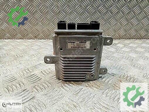 Mazda RX Beyin F15167880 çıkma parça