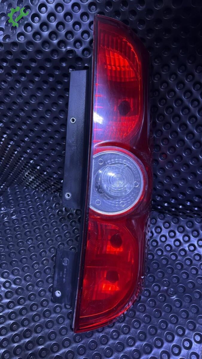 Fiat Doblo Sağ Stop çıkma parça