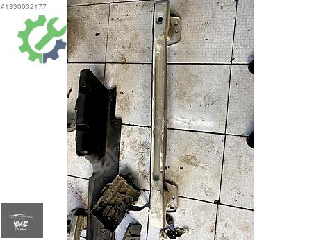 Fiat Doblo Arka Tampon Demiri çıkma parça