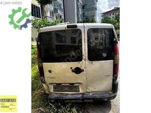 FİAT DOBLO BAGAJ KAPAĞI