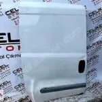 FİAT DOBLO D3 ÇIKMA SÜRGÜ KAPI HATASIZ