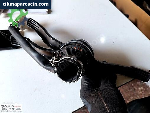 Fiat Scudo Silecek Kolu 15899308 çıkma parça