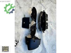FİAT EGEA CROSS HAVALANDIRMA IZGARASI
