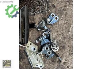 FİAT EGEA CROSS KAPI MENTEŞELERİ