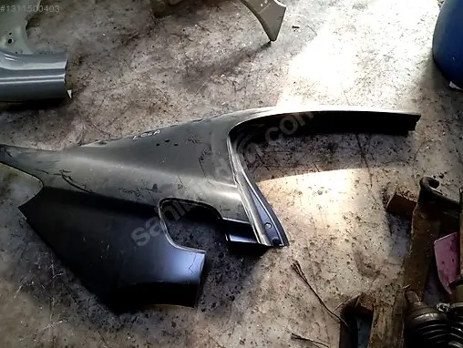 Fiat Egea Sağ Arka Çamurluk çıkma parça