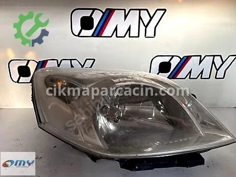 Fiat Fiorino Sağ Ön Far çıkma parça