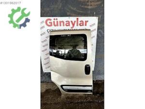 FİAT FİORİNO SAĞ ARKA KAPI