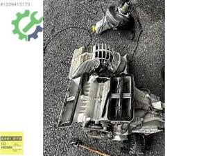 FİAT LİNEA KALORİFER KUTUSU DJİTAL