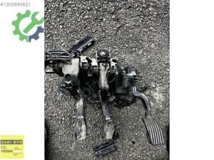 FİAT LİNEA PEDAL TAKIMI