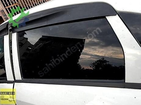 Fiat Linea Kapı Camları çıkma parça