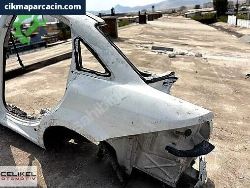 Fiat Linea Sol Arka Çamurluk çıkma parça