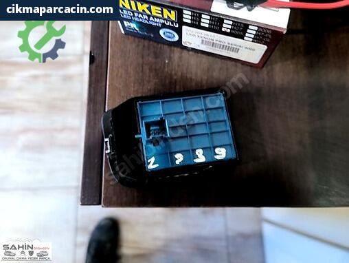 Fiat Fiorino Cam Düğmesi çıkma parça
