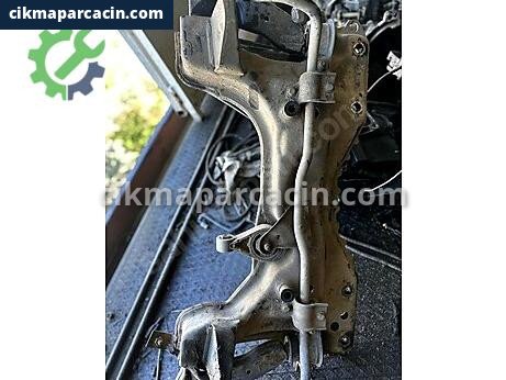 Ford Focus Ön Travers çıkma parça