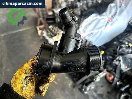 Ford Kuga Gaz Kelebeği çıkma parça