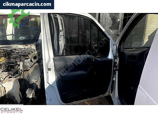 Ford Connect Sol Kapı çıkma parça