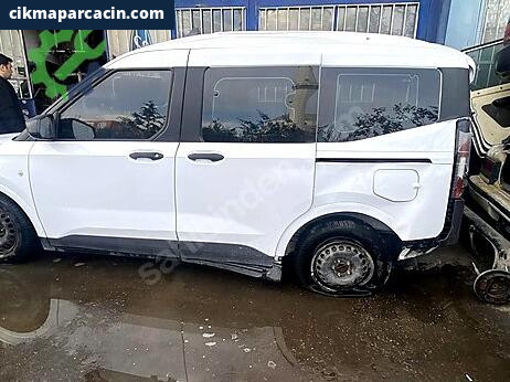 Ford Tourneo Ön Travers çıkma parça