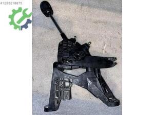 FORD COURİER 6 İLERİ VİTES KULESİ MEKANİZMASI