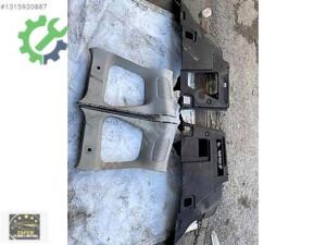 FORD COURİER BAGAJ YAN BAKALİTLER