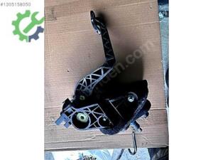 FORD COURİER FREN GAZ DEBRİYAJ PEDALI