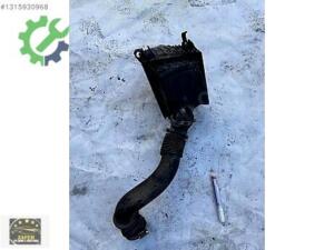 FORD COURİER HAVA FİLTRE KUTUSU