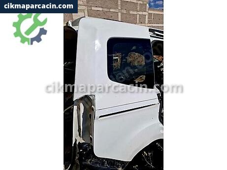 Ford Tourneo Arka Çamurluk çıkma parça