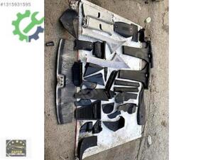 FORD COURİER KOMPLE İÇ BAKALİTLER