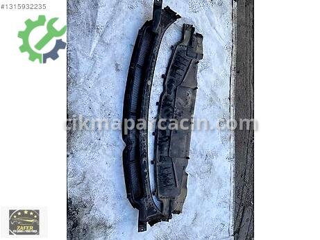 Ford Tourneo Ön Panjur çıkma parça