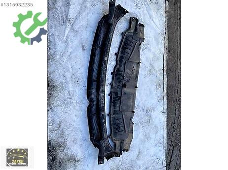 Ford Tourneo Ön Panjur çıkma parça