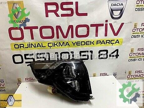 Ford Tourneo Sağ Ön Far çıkma parça