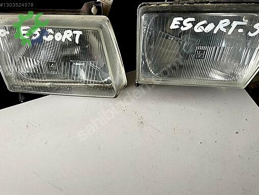 Ford Escort Sağ Ön Far çıkma parça